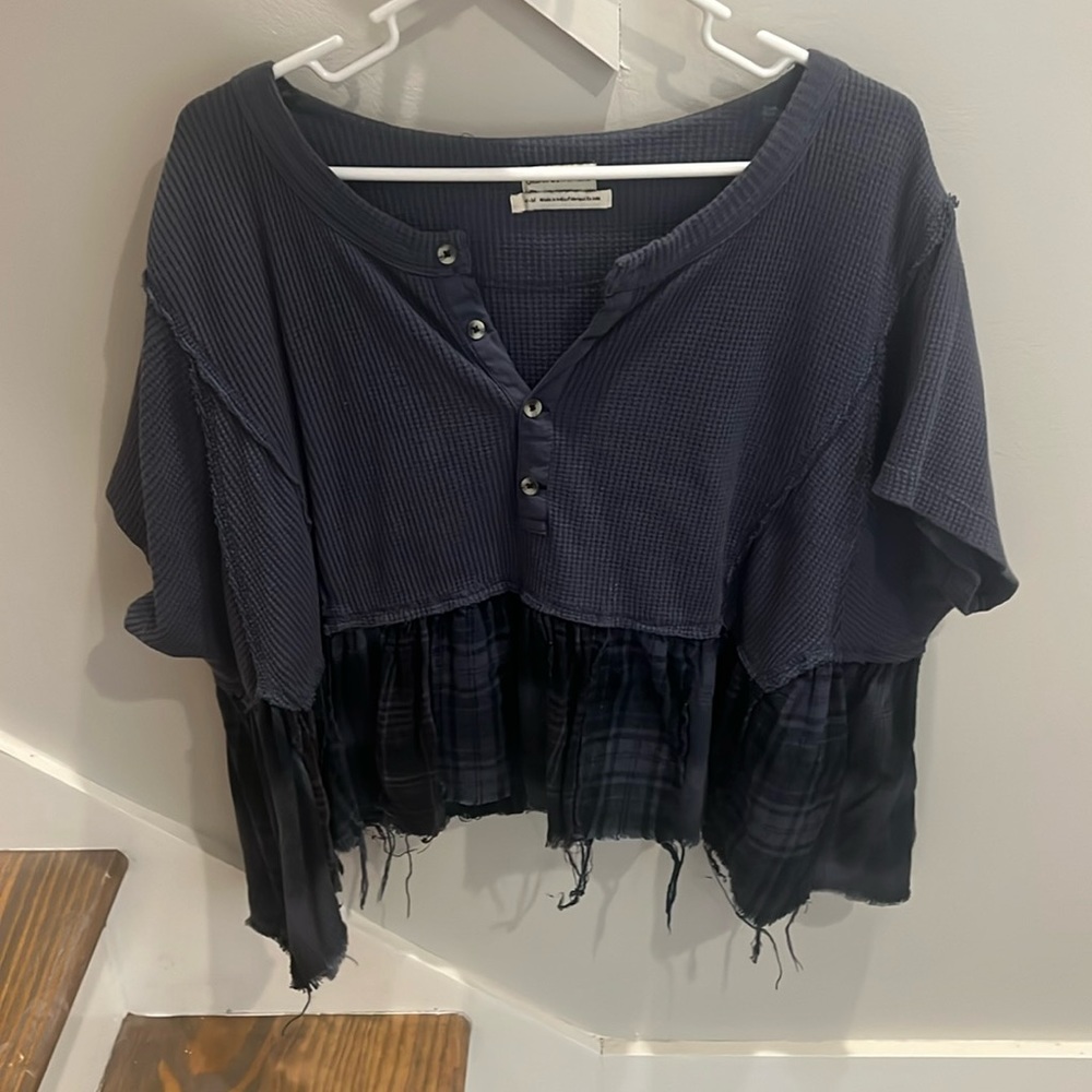 Urban Outfitters Navy Top, Size M but can fit L
